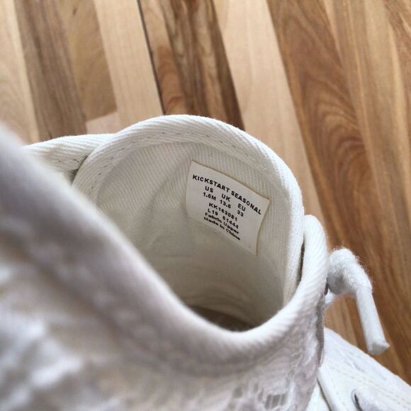 Keds Ecru Shoes Sneekers Lace Pattern New In The Box - Picture 5 of 10